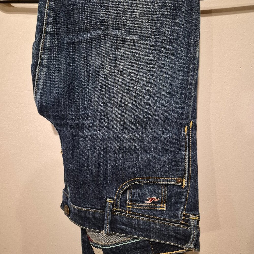 Hollister's Women's California Social-Stretch Jeans #7 w28